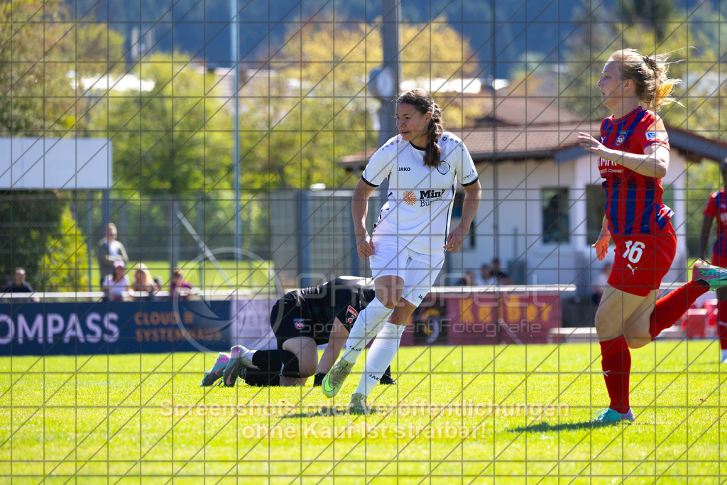 20260906_122739_0266_(c)_by_PhotoPeet | #,1.FC Donzdorf (weiß) vs. 1.FC Heidenheim 1846 (rot), Fußball, Frauen-Verbandspokal Gruppe 2, 2. Runde, Saison 2026/2027, Rasenplatz Lautertal Stadion, Süßener Straße 16, 73072 Donzdorf, 06.09.2026 - 11:00 Uhr,Foto: PhotoPeet / Sport- &amp; Eventfotografie / Peter Harich