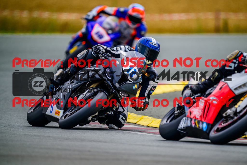 MaZZes_FotoMatrix_240727_6007705_1219 | STK