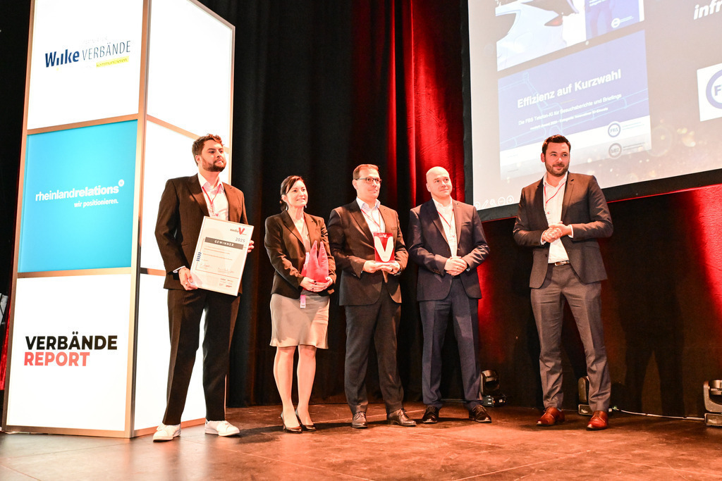 0349Media_V_Award_2025_Foto_Stefan_Wernz | Fotograf Köln - Realisiert mit Pictrs.com