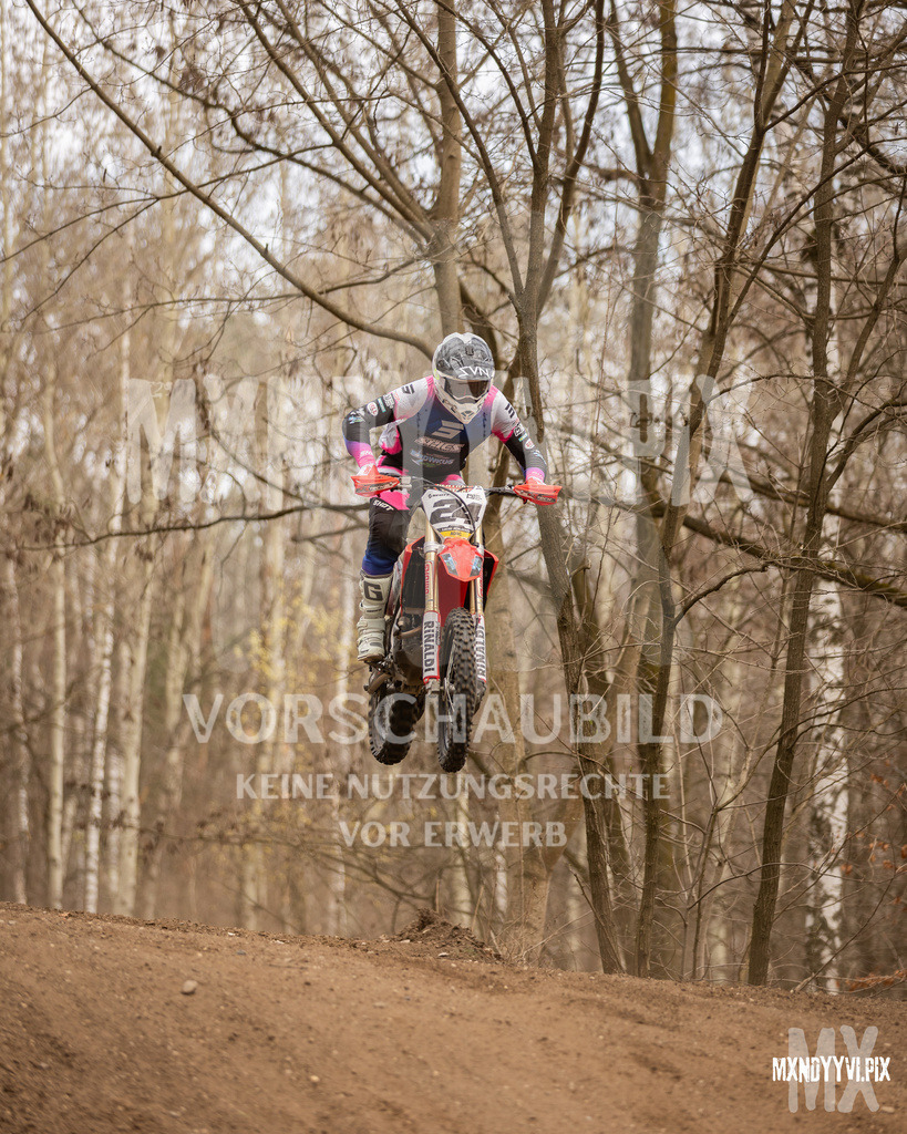 866A0506 | mxndyyvipix