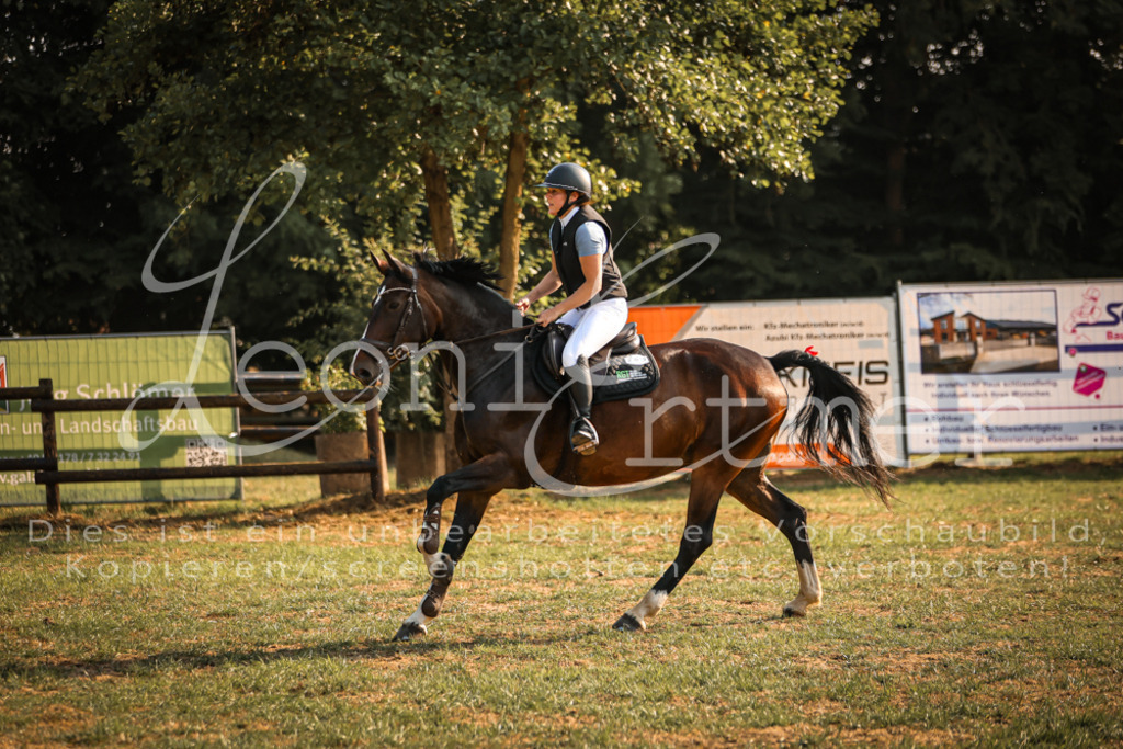 18.FrSpA00047 | Leoni Ertmer Photography - Realisiert mit Pictrs.com