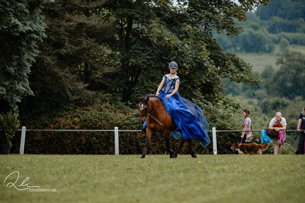 846A1933 | fotosleben - Realisiert mit Pictrs.com