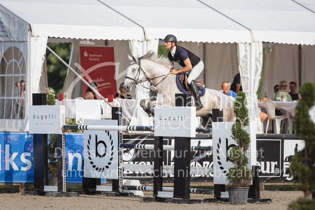 230624_PfSpTa_GroßerPreis-247 | Deine schönsten Turniermomente als professionelle Fotos! Entdecke hochwertige Pferdesport-Fotografie im Online-Shop. Jetzt Fotos finden & bestellen!