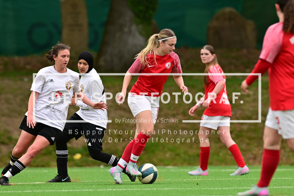 Fußball I Frauen I Saison 2025-2026 I Bezirksliga I 21. Spieltag I Harburger TB - Rahlstedter SC I 164948 | Der Sportfotograf. - Realisiert mit Pictrs.com
