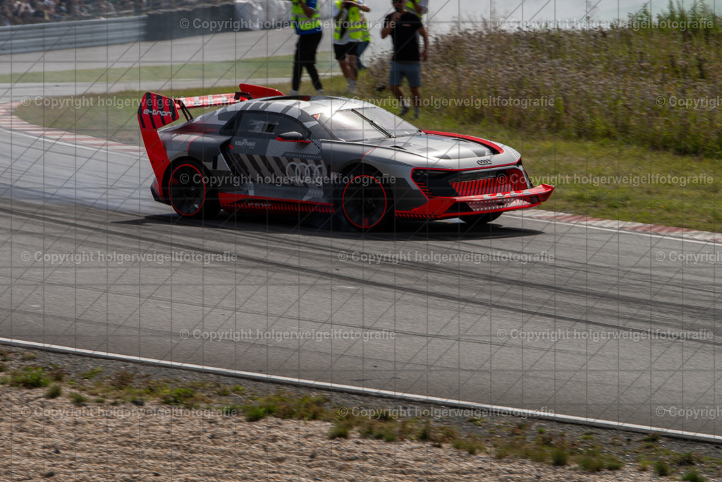 20250907114006D75_6785 | Bitte beachten!!!
Alle Fotos dieser Galerie sind nur grundbearbeitet. Im Falle eines Verkaufs, werde ich die Fotots noch mit dem nötigen Feinschliff versehen. - Realisiert mit Pictrs.com