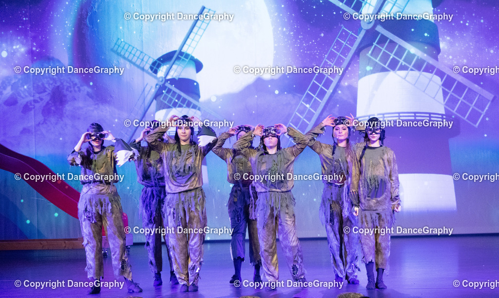 GPHY1833 | DanceGraphy - Realisiert mit Pictrs.com