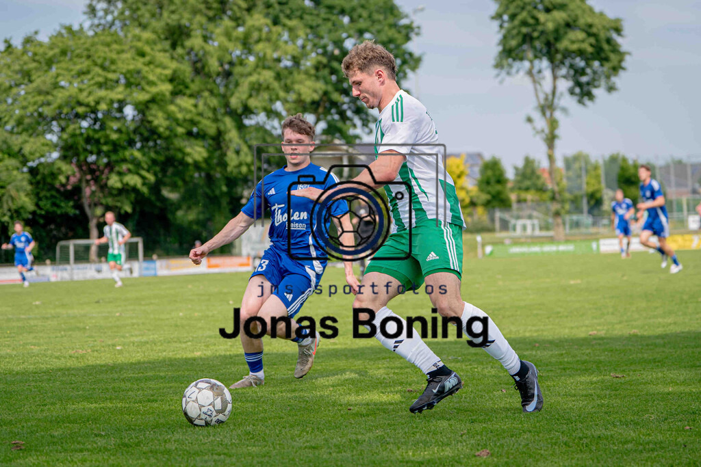 Fußball I Herren I Saison 2025-2026 I Bezirksliga Weser-Ems 4 I 33. Spieltag I TuS Lutten - SV Altenoythe I 18620 | jns.sportfotos - Realisiert mit Pictrs.com