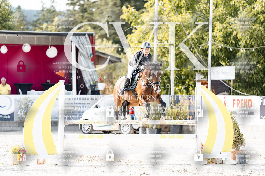 CK905663 | Turnierfotografie Pferdefotografie Trier Rheinland-Pfalz Pferdesport Reitsport Tierfotografie Sportfotografie Pferdevideo Pferdevideografie Equestrianvideography equestrianphotography  - Realisiert mit Pictrs.com