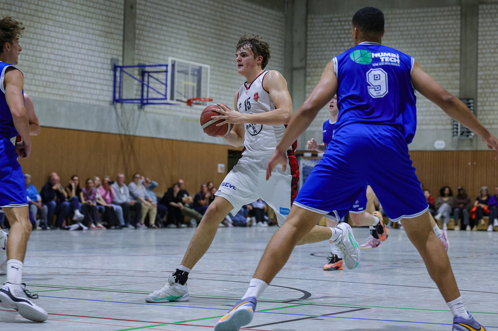 Regio BAYER GIANTS vs NEW Elephants Grevenbroich-68 | Fotos von Basketballspielen aus dem Raum NRW fotografiert von Gero Mueller-Laschet und Daniel Schaefer - Realisiert mit Pictrs.com