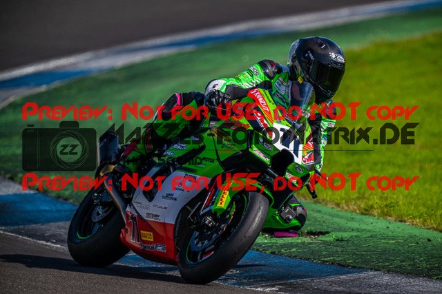 MaZZes_FotoMatrix_220923_2405 | PRO SUPERSTOCK