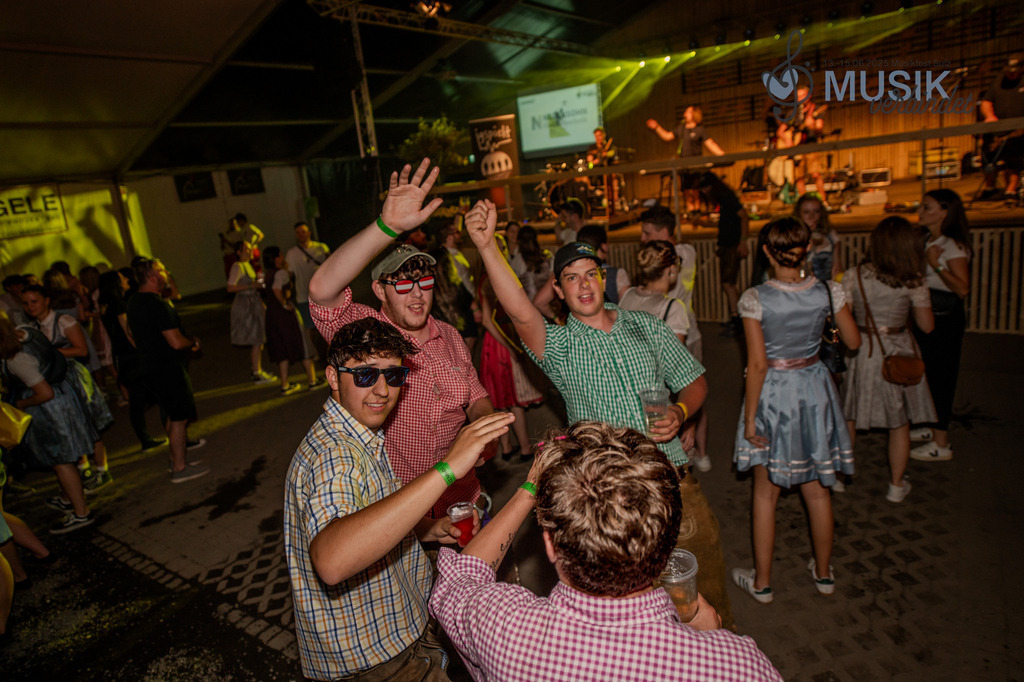 _DSC0247 | "Fussifoto.com – Ihr Ansprechpartner für hochwertige Fotografie! Entdecken Sie kreative Bilder und professionelle Dienstleistungen. Kontaktieren Sie uns für Ihre Projekte!"