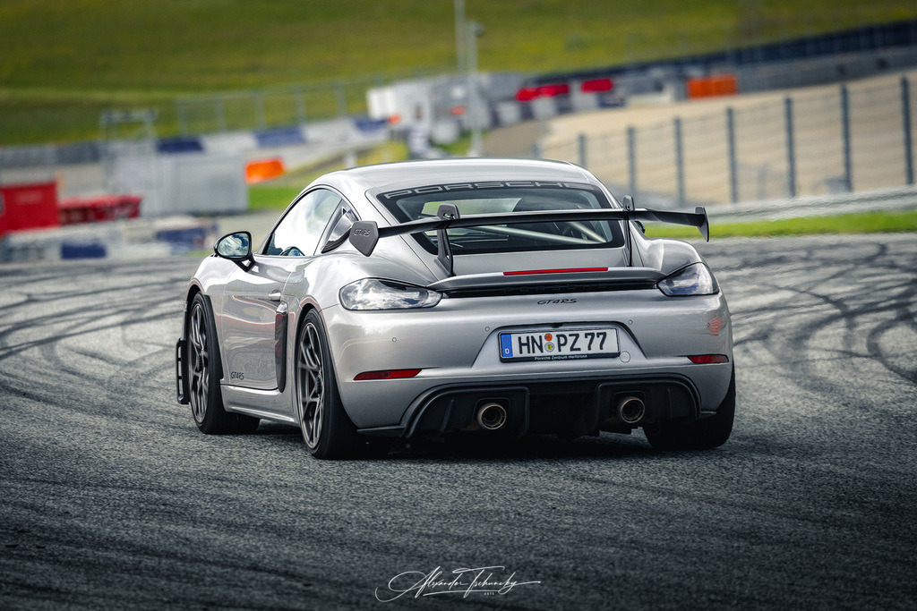 R6PZ2484 _Alexander Tschuncky | Entdecken Sie die faszinierende Welt von Alexander Tschuncky Arts: Kreative Fotografie, atemberaubende Automobilkunst und hochwertiger Bilderdruck. Lassen Sie sich inspirieren! - Realisiert mit Pictrs.com
