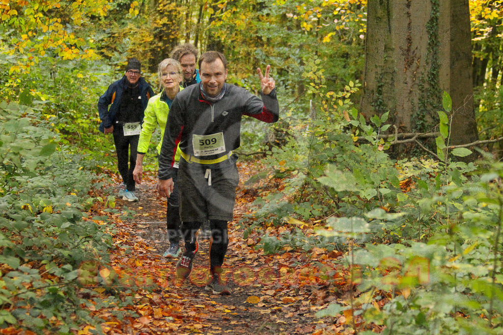 251026_1309_EV4_6574 | Sportfotografie im Rhein-Sieg Kreis, Köln, Bonn, NRW, Rheinland Pfalz, Hessen, etc. Unser Tätigkeitsfeld umfasst den Laufsport vom Volkslauf über den Marathon, Duathlon, Triathon bis zum Ultralauf wie Kölnpfad Ultra oder Schindertrail.