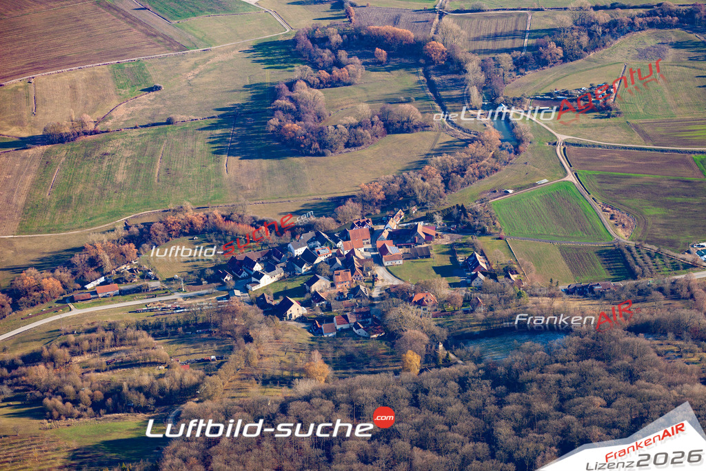 Die Luftbildaufnahme Daschendorf - Baunach wurde 2019 mittels Flugzeug (keine Drohne) erstellt. Perfekte Schärfe und Druck- Ergebnisse- Garantiert!