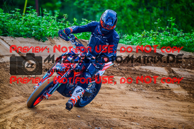 MaZZes_FotoMatrix_240511_6007705_8546 | S4