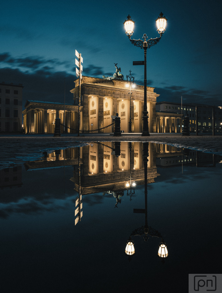 Brandenburgertor | Spiegelung Berlin Brandenburgertor