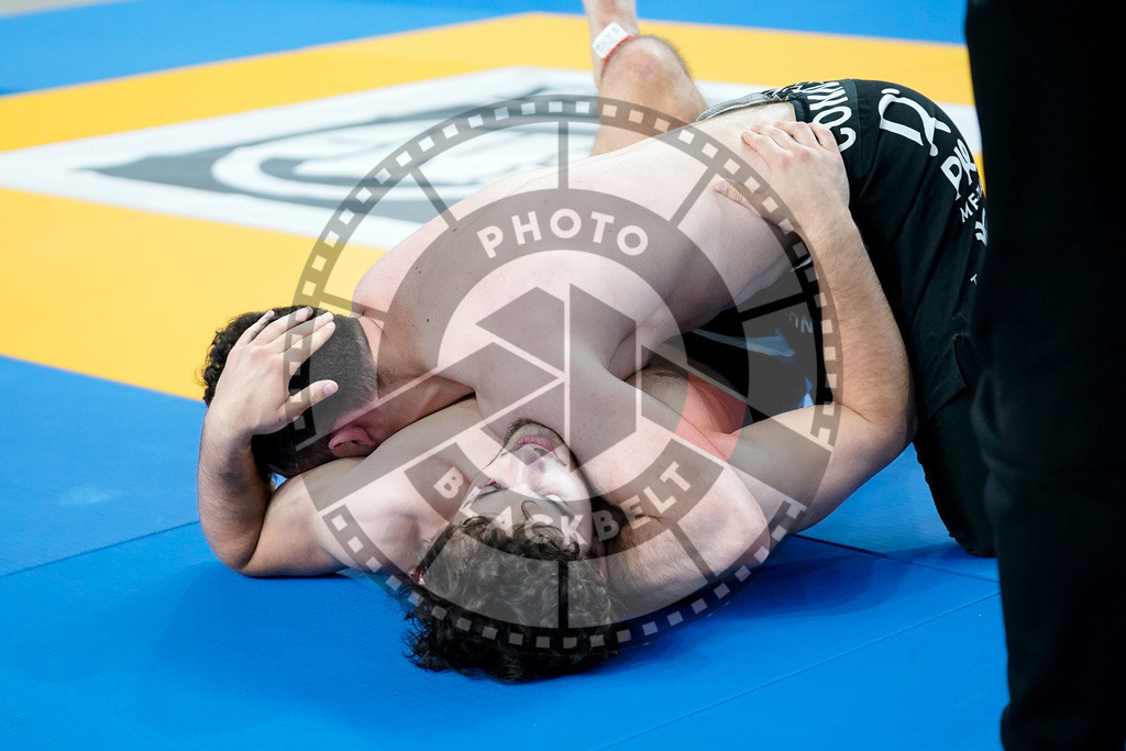 20250518PBB2767 | Athletes compete during the second day of the ADCC Amateur World Championship on May 18, 2025 in Warsaw, Poland. © Chiara Dazi / photoblackbelt