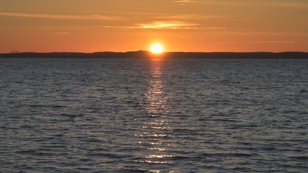 Z73_6639 lu nN | Freier Fotograf aus Itzehoe. Kontakt via instagram.com/f0t0kunst/ - Realisiert mit Pictrs.com