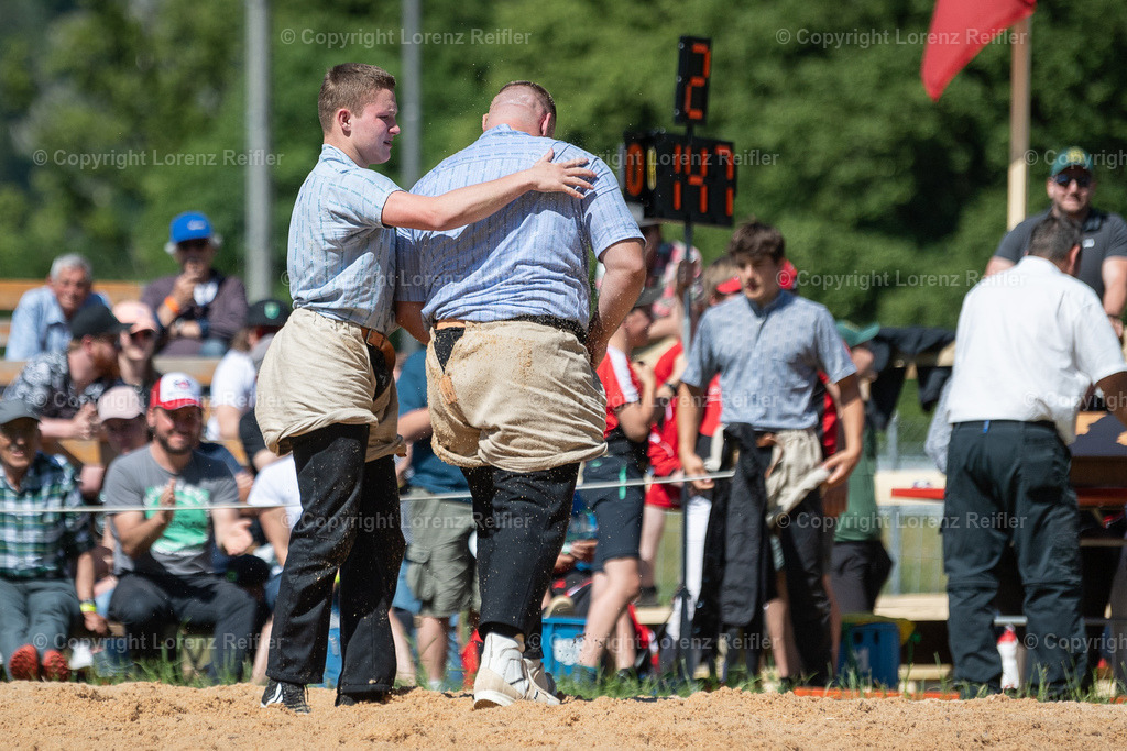 Schwingen -  Glarner Bündner 2024 | Glarus, 20.5.24, Schwingen - Glarner Bündner.