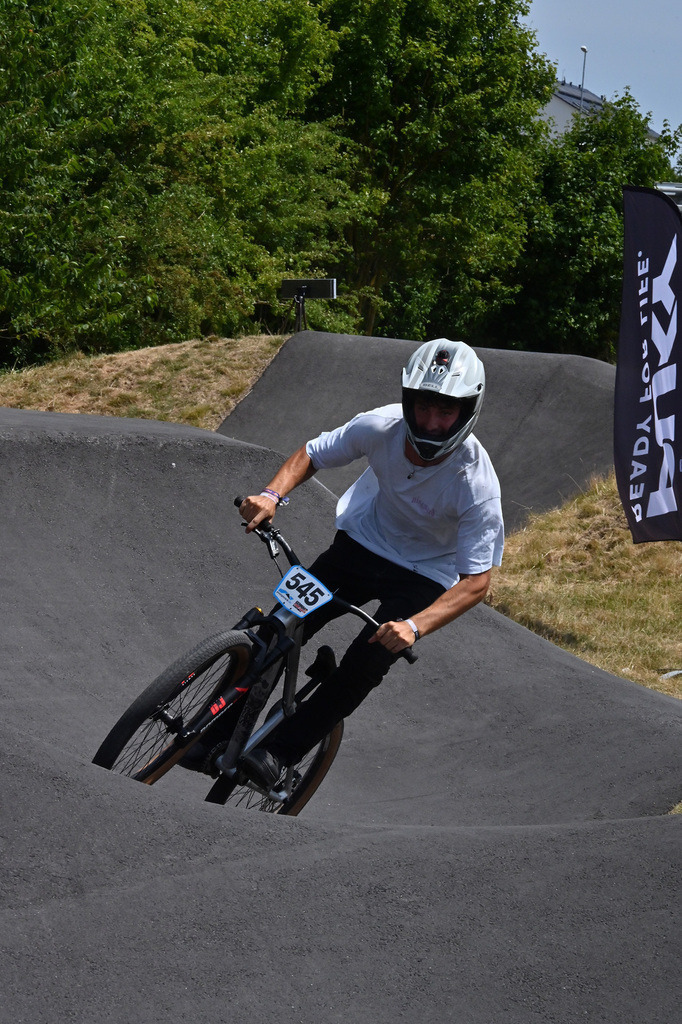 DSC_6938-cam-florian | German Pumptrack Series - Realisiert mit Pictrs.com