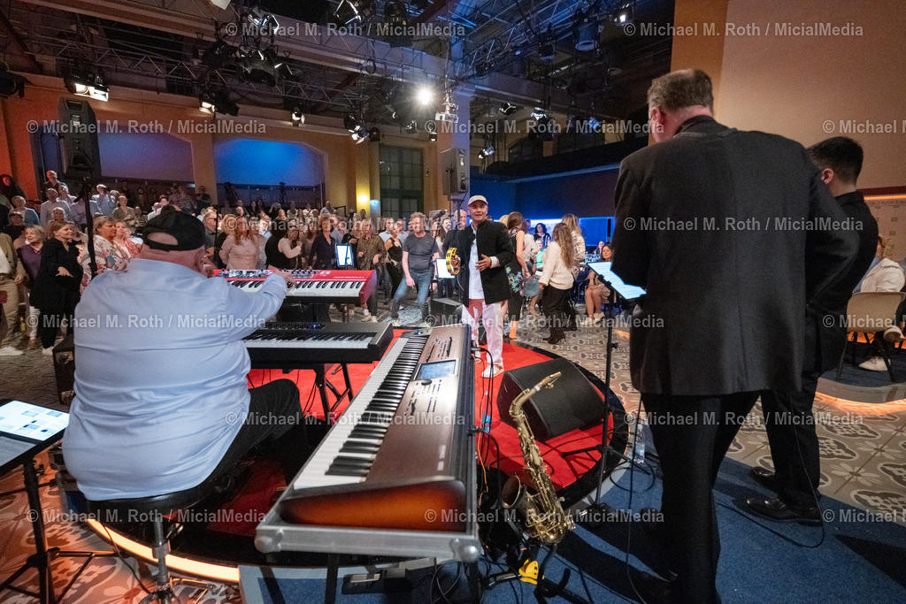 mici-yo-20240405-194339NZ8_0250 | MicialMedia Fotos