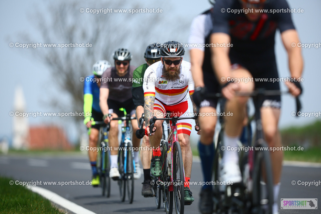 842_TRA56106 | Neusiedlersee Radmarathon 2026@sportshot_your_pictrs #yourpictures#roadtowm2029 #nrm #neusiedlerseeradmarathon #neusiedlersee #neusiedlerseetourismus #burgenland #mörbisch #nrm26 #burgenlandtourismus #voglundco #poweredbyburgenlandtourismus #radsport #rad #marathon #ucigranfondo #visitburgenland #ucigranfondoworldseries
