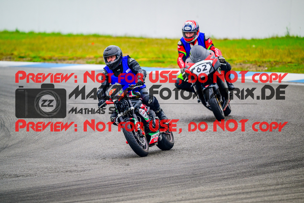 MaZZes_FotoMatrix_240614_6007705_0340 | INST