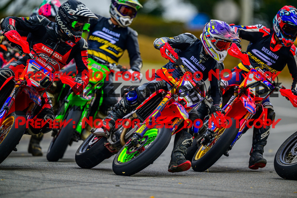 MaZZes_Fotomatrix_20251012_6007705_0538 | AMERICAN