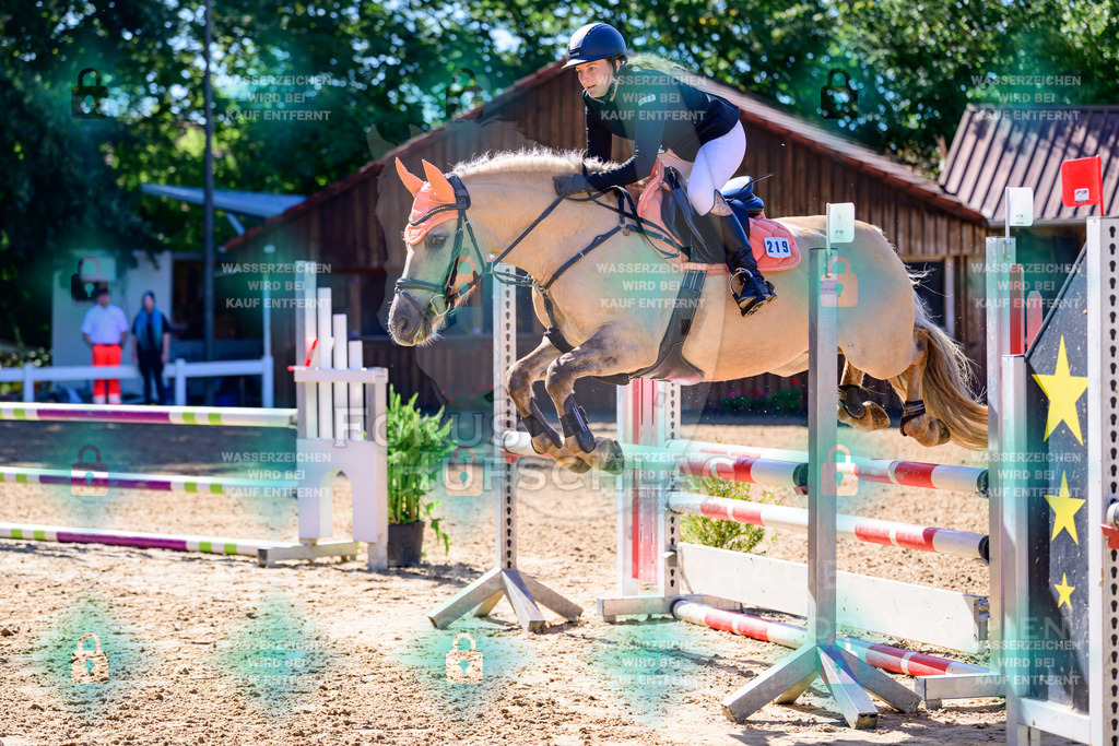 30082026-Giesenbach-Prfg23-0046 | Fokus Hufschlag Fotografie - Realisiert mit Pictrs.com