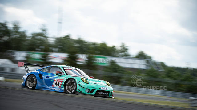 24hNbr22_052811353103245JM_JM | © Copyright Jochen Merkle / RacePicture.de Feel Free to like / Share / Comment! Not Allowed to Save and Reupload! "No Instagram!" - Realisiert mit Pictrs.com