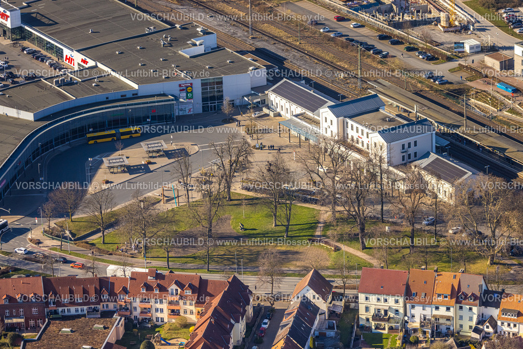 Soest250306525 | Luftbild, Bahnhof Soest Hbf, Bahnhofsvorplatz, Soest, Soester Börde, Nordrhein-Westfalen, Deutschland