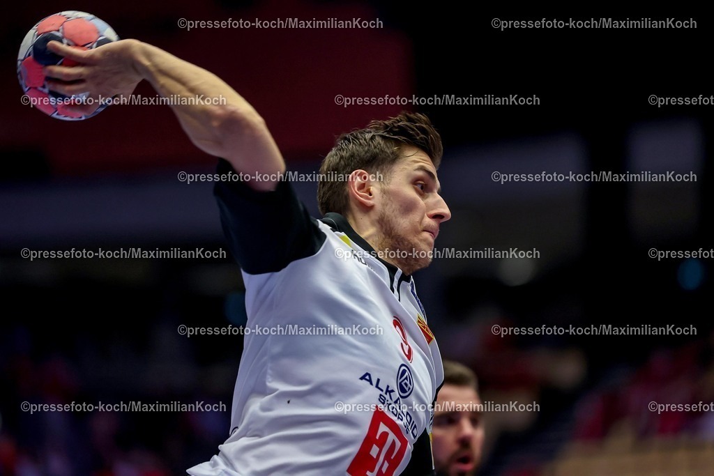EHF20012601021 | 20.01.2026, Handball, Men's EHF EURO 2026, Nordmazedonien - Rumänien, Jyske Bank Boxen in Herning, Dänemark, Preliminary Round:  Igor Gjorgiev (North Macedonia #09) 