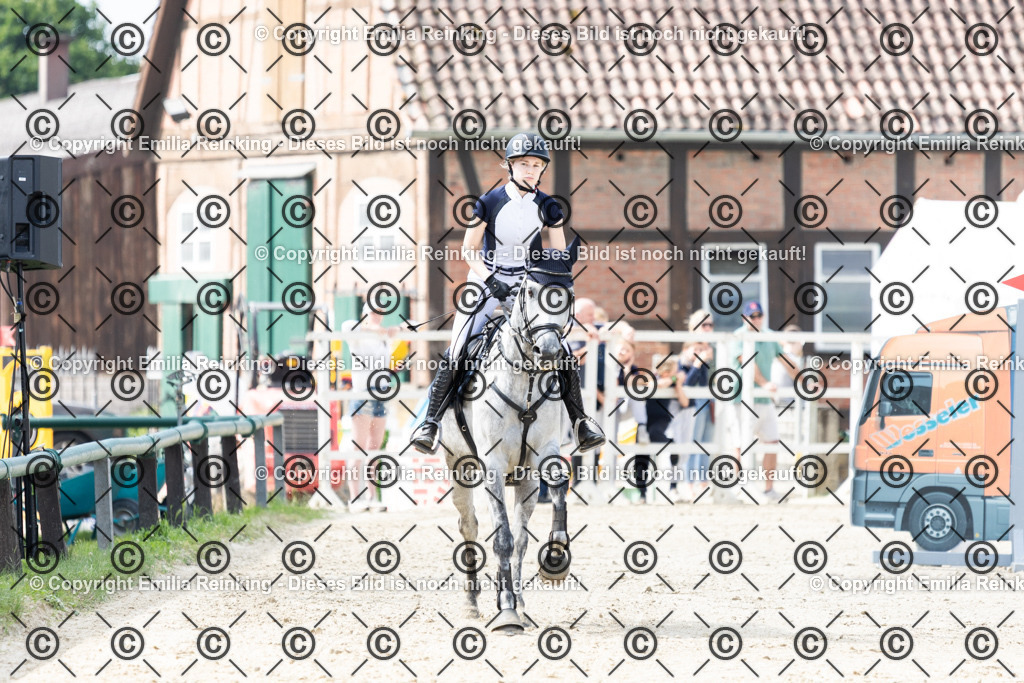 CL5A8560 | Emilia Reinking Fotografie - Realisiert mit Pictrs.com