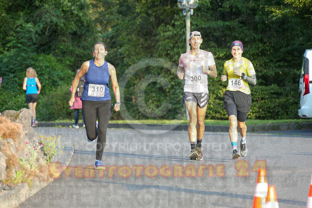 250801_1941_EX1_8381 | Sportfotografie im Rhein-Sieg Kreis, Köln, Bonn, NRW, Rheinland Pfalz, Hessen, etc. Unser Tätigkeitsfeld umfasst den Laufsport vom Volkslauf über den Marathon, Duathlon, Triathon bis zum Ultralauf wie Kölnpfad Ultra oder Schindertrail.