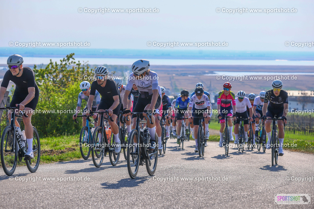 TRA_55190 (31) | Neusiedlersee Radmarathon 2026@sportshot_your_pictrs #yourpictures#roadtowm2029 #nrm #neusiedlerseeradmarathon #neusiedlersee #neusiedlerseetourismus #burgenland #mörbisch #nrm26 #burgenlandtourismus #voglundco #poweredbyburgenlandtourismus #radsport #rad #marathon #ucigranfondo #visitburgenland #ucigranfondoworldseries