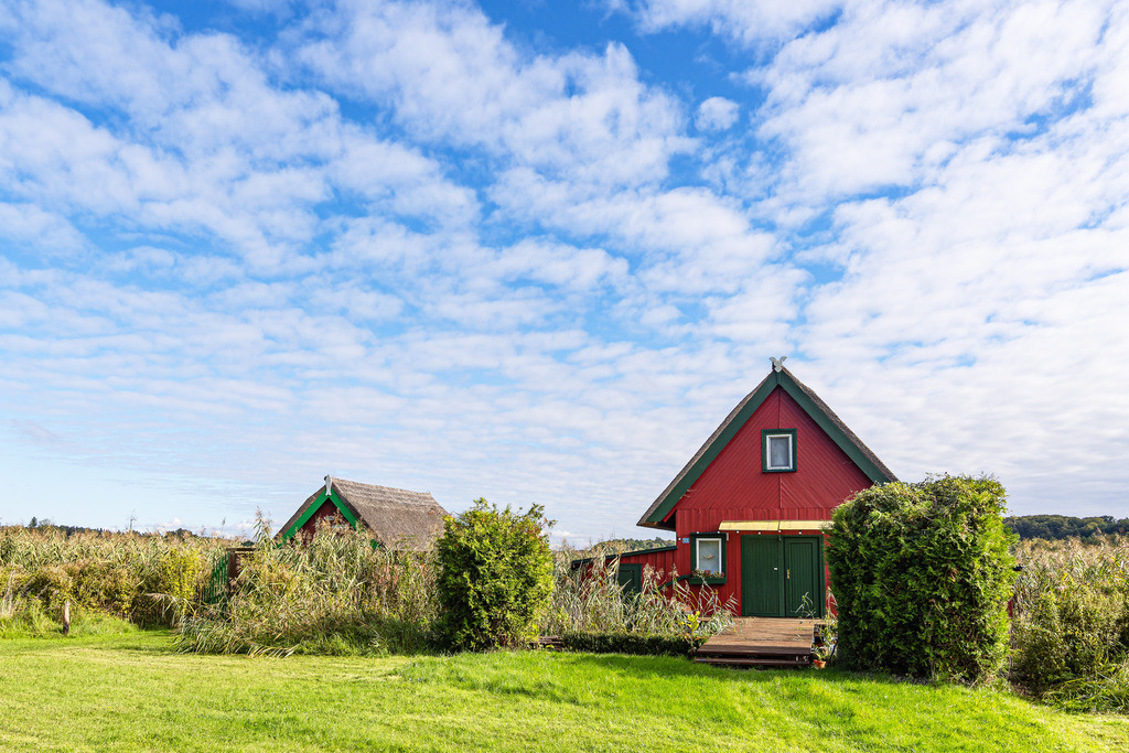 Bootshäuser am Krakower See in der Stadt Krakau am See | Bootshäuser am Krakower See in der Stadt Krakau am See.