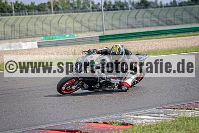 spof8202 | Professionelle Fotos von Sportveranstaltungen, aber auch Hochzeiten und anderen Events. - Realisiert mit Pictrs.com