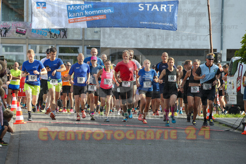 230804_1803_EX1_3614 | Sportfotografie im Rhein-Sieg Kreis, Köln, Bonn, NRW, Rheinland Pfalz, Hessen, etc. Unser Tätigkeitsfeld umfasst den Laufsport vom Volkslauf über den Marathon, Duathlon, Triathon bis zum Ultralauf wie Kölnpfad Ultra oder Schindertrail.
