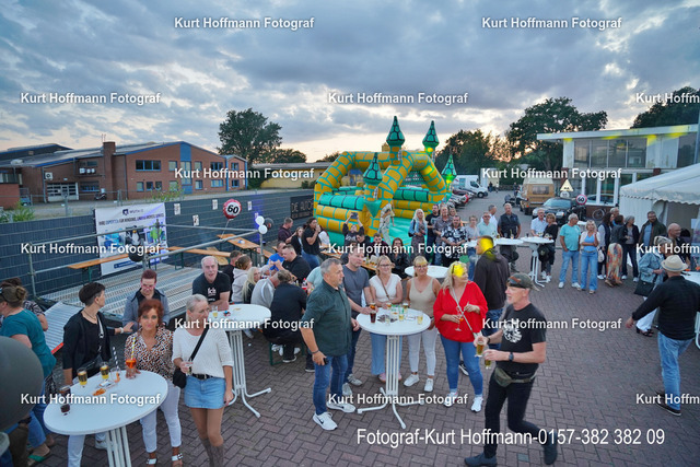 37Geburtstag Thomas Meyer |  Fotograf Kurt Hoffmann - Realisiert mit Pictrs.com