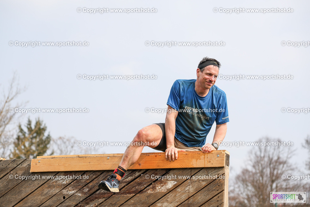 LUR_2769 | Rund um das Thema Sport-Event-Fotografie & individuelle Teilnehmerfotos. Jeder Teilnehmer wird fotografiert.