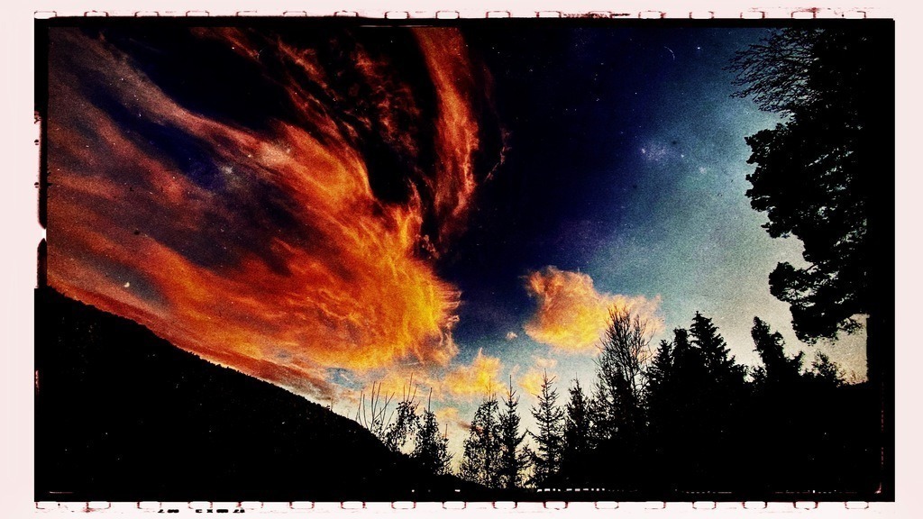 Sonnenuntergang in den Bergen | BILDER AN DIE WAND                                                verschönern sie ihr Büro, ihre Praxis oder ihre viel Wände zu Haus  - Realisiert mit Pictrs.com