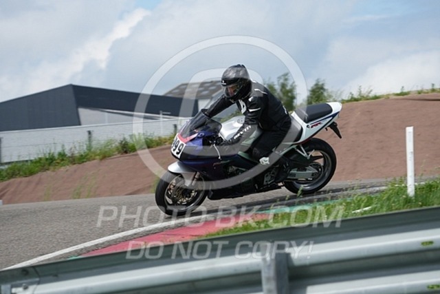 2024_05_13_PBK_14992 | Sportfotografie; SlowMotion; Video; Rennstrecke; Hafeneger; Speer; Racing; RSE; BMW; CBO; Trackday; Motorsportarena; Hockenheimring; Brno; Most; Barcelona; Valencia