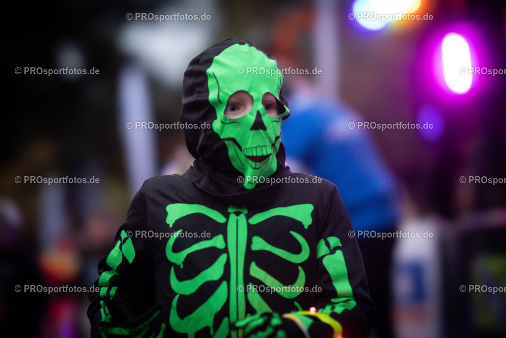 Halloween Run 2025 in Koeln, 31.10.2025 | Impressionen vom Halloween Run 2025 am 31.10.2025 in Koeln (Forstbotanischer Garten Rodenkirchen). Foto: Axel Kohring/Beautiful Sports