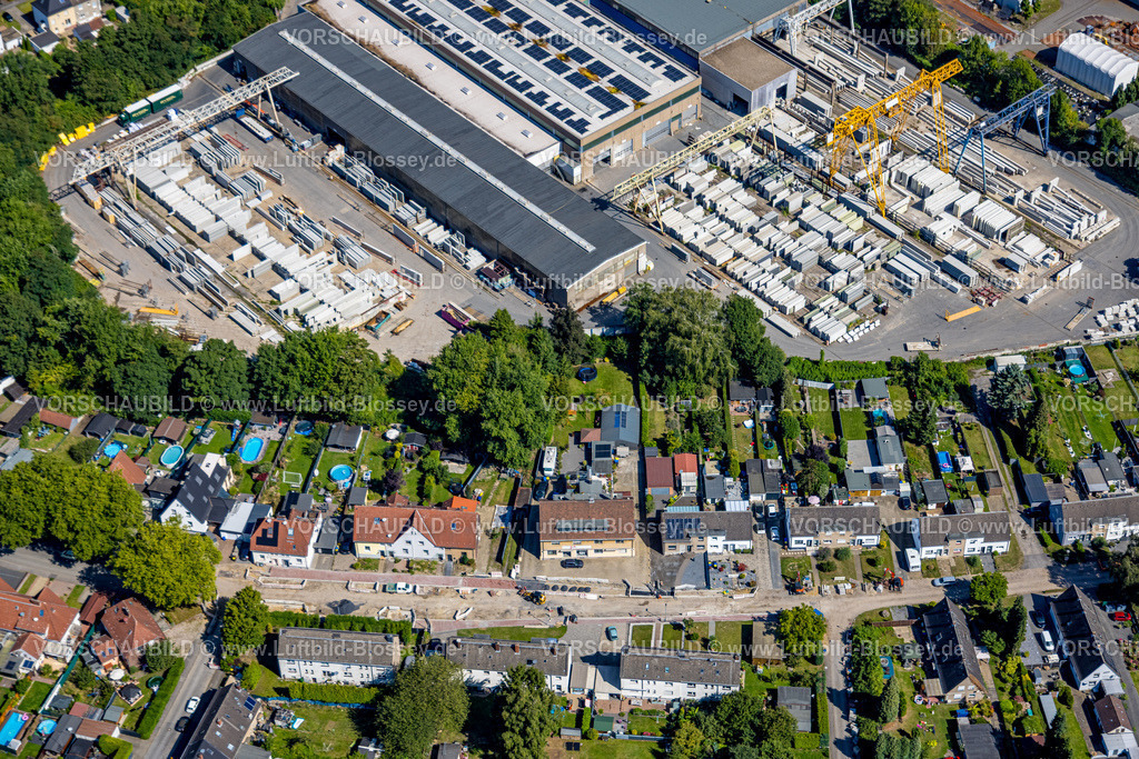 Gladbeck250800541 | Luftbild, Gwerbegebiet und Wohnsieldung Meerstraße, Gärten mit Swimmingpools, Ellinghorst, Gladbeck, Ruhrgebiet, Nordrhein-Westfalen, Deutschland