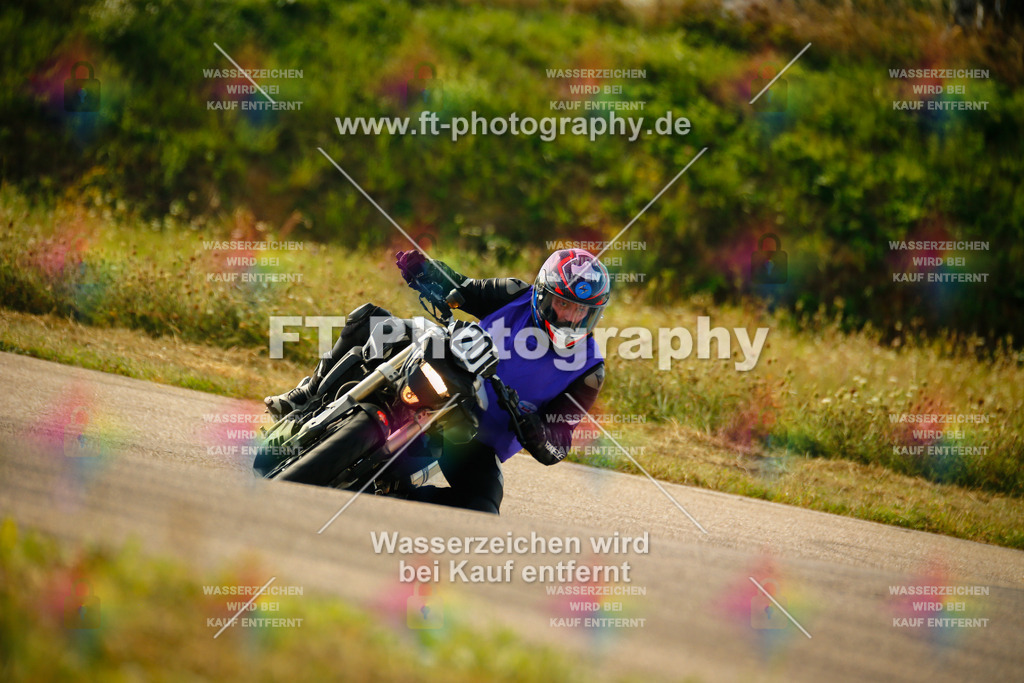 _MOT6414 | Hier findet Ihr Bilder von Touristenfahrten auf der Nürburgring Nordschleife oder von anderen Veranstaltungen die ich besucht habe. Viel Spass beim Durch Schauen 