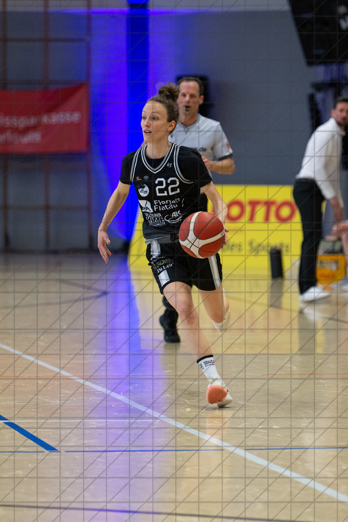 2. DBBL PlayOff 24/25 | 12.04.2025 | Dillingen Diamonds vs. BBC OS | 1/8-Finale, 2. Spiel  | 2. DBBL PlayOff 24/25 | 12.04.2025 | Dillingen Diamonds vs. BBC OS | 1/8-Finale, 2. Spiel  - - - - - CREDIT, www.bullenfotos.de, Martin König, Hörner Weg 40, D-49078 Osnabrück, +4917663732967, Nutzung und Weitergabe nur zu den vereinbarten Zwecken. Presseanfragen an Urheber. Alle Rechte beim Urheber. - - - - - - Realisiert mit Pictrs.com