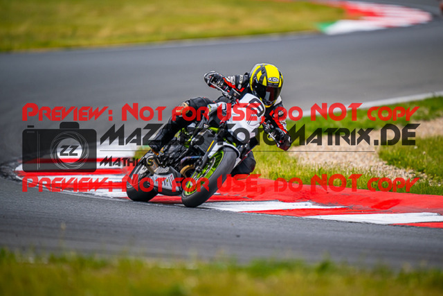 MaZZes_FotoMatrix_220520_6470 | Fotograf Mathias Schmid
Sportfotograf,
Eventfotograf,
Hochzeitsfotograf,
Portraitfotograf