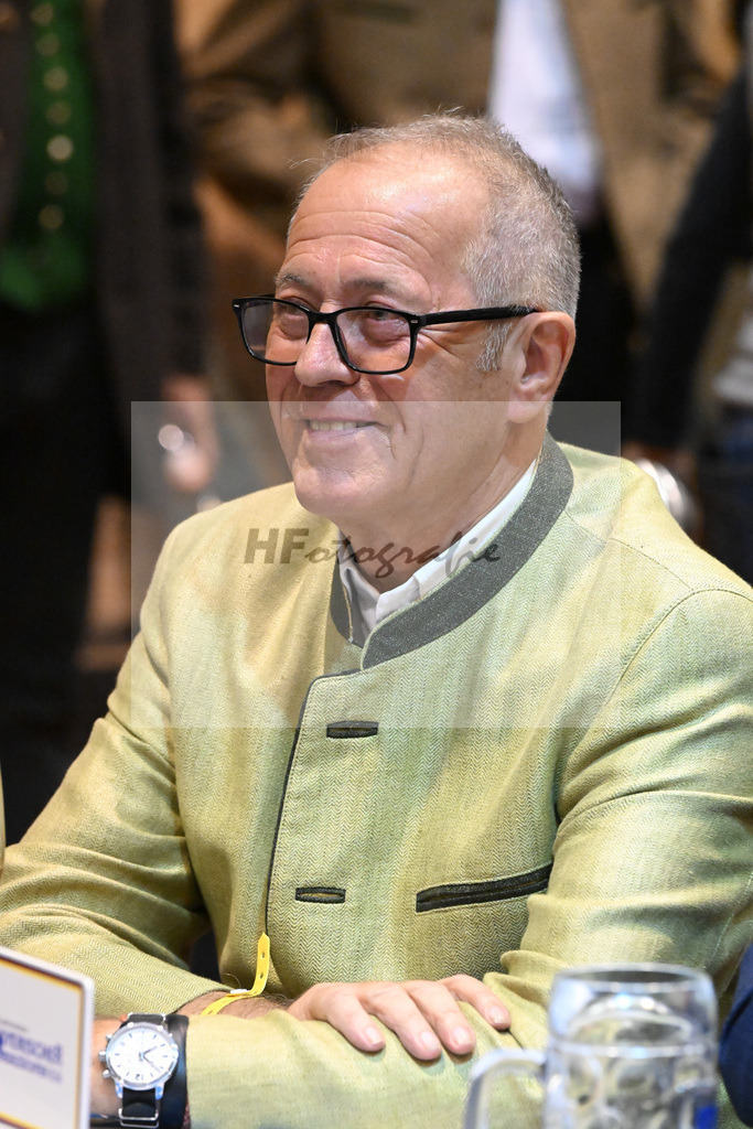 Schauprogramm_54222747 | hf-fotografie - Realizzato con Pictrs.com