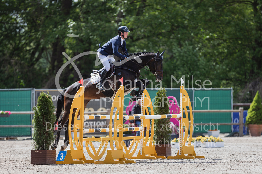 250506_Mühlen_SprPf-L1-324 | Deine schönsten Turniermomente als professionelle Fotos! Entdecke hochwertige Pferdesport-Fotografie im Online-Shop. Jetzt Fotos finden & bestellen!