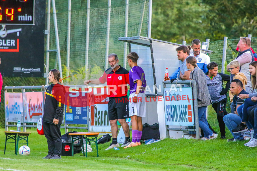 Austria Klagenfurt Amateure - SK Treibach 1-1, Kärntner Liga 2. Runde | Nenad Pavicevic (Austria Klagenfurt Amateure) Sebastian Pschernig (Austria Klagenfurt Amateure #16) Austria Klagenfurt Amateure - SK Treibach 1-1 am 08.08.2023 in Brückl
(Sportplatz), Austria, (Photo by Ernst Krawagner sport-fan.at) - Realisiert mit Pictrs.com